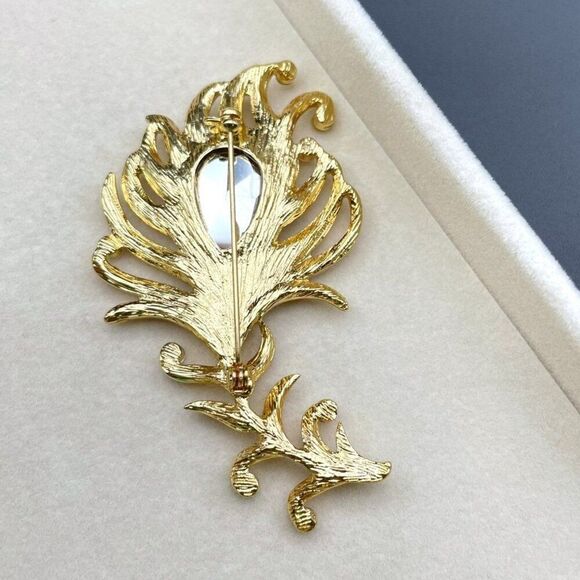 Yellow Gold with Diamond and AB Crystal Single Peacock Feather Pin Back Brooch - Picture 8 of 9